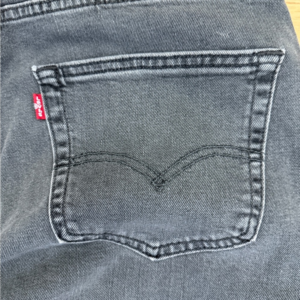 Levi's Men's 511 Dark Gray Skinny Jeans - Picture 5 of 8
